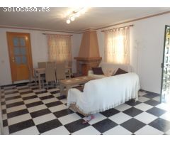 Villa de cuatro dormitorios en Nerja