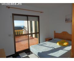 Villa de cuatro dormitorios en Nerja