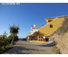 Villa de cuatro dormitorios en Nerja