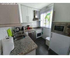 Descubre tu nuevo hogar en Almuñécar: piso de 85 m² con vistas al mar