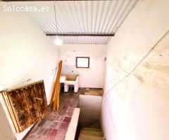 Tu Refugio entre el Mar y la Montaña: Casa tradicional a un precio asequible en Rubite (Granada)