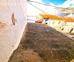 Tu Refugio entre el Mar y la Montaña: Casa tradicional a un precio asequible en Rubite (Granada)
