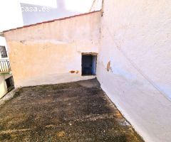 Tu Refugio entre el Mar y la Montaña: Casa tradicional a un precio asequible en Rubite (Granada)