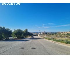 Parcela de uso terciario en Torrox Park (Torrox-Málaga)