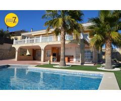 SE VENDE CHALET DE CUATRO DORMITORIOS EN SAN JUAN. SEVEND GROUP.COM