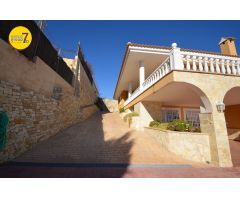 SE VENDE CHALET DE CUATRO DORMITORIOS EN SAN JUAN. SEVEND GROUP.COM