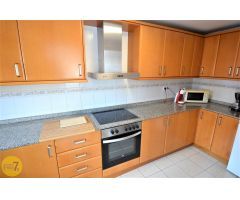 SE VENDE BUNGALOW D E4 DORMITORIOS CON GARAJE EN ALFAS DEL PI