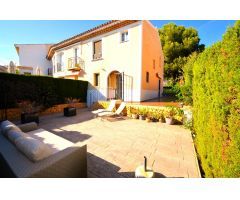 SE VENDE CASA ADOSADA CON TRES DORMITORIOS EN GOLF BAHIA, FINESTRAT! SEVENDGROUP!