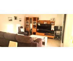 SE VENDE PLANTA BAJA EN LA CALA VILLAJOYOSA CON 2 DORMITORIOS Y TERRAZA DE 57 M2!