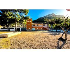 SE VENDE FINCA RUSTICA EN FINESTRAT PARA REFORMAR DE 6 DORMITORIOS