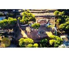 SE VENDE FINCA RUSTICA EN FINESTRAT PARA REFORMAR DE 6 DORMITORIOS