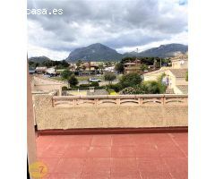 SE VENDE BONITO CHALET DE 5 DORMITORIOS CON PISCINA EN LA NUCIA SEVENDGROUP.COM