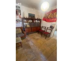 CARIHUELA SOL VENDE VIVIENDA PARA REFORMAR CON JARDIN