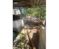 CARIHUELA SOL VENDE VIVIENDA PARA REFORMAR CON JARDIN