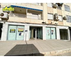 ¡LOCAL COMERCIAL EN ALQUILER JUNTO A PADRE MENDEZ!