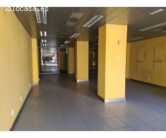 Local comercial en venta en Calle del Doctor Mendiguchía Carriche de Leganés