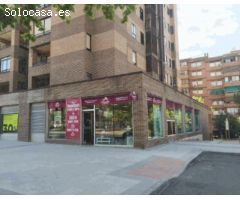 Local comercial en Tres Cantos zona Sectores