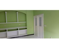 ALQUILO ESTUPENDO LOCAL COMERCIAL EN INMEJORABLE ZONA