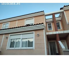 SENSACIONAL BUNGALOW EN MUY BUENA ZONA DE PETRER!!