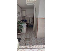 CASA PLANTA BAJA EN ZONA INMEJORABLE DE PETRER