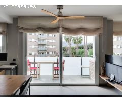 Piso luminosos y reformado con zona comunitaria en Sant Joan Despí