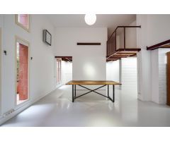 Oficina en alquiler en Sarrià – Espacio versátil