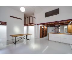 Oficina en alquiler en Sarrià – Espacio versátil