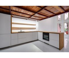 Oficina en alquiler en Sarrià – Espacio versátil