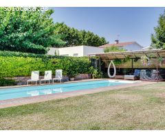 Villa en Venta en Argentona, Barcelona