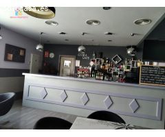 Se Vende Casa y Bar en Barriada El Secadero (Casares).
