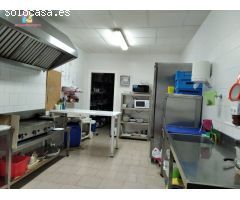 Se Vende Casa y Bar en Barriada El Secadero (Casares).