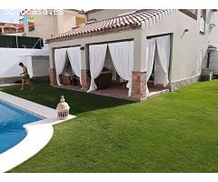 Preciosa villa en venta en Pueblo Nuevo de Guadiaro (Sotogrande).