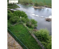 Se vende casa con terreno en LA PUEBLA DE ARGANZON (BURGOS). SAR VIVIENDA VITORIA.