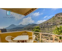 LUMINISO APARTAMENTO VACACIONAL EN CALA REONA, VISTAS A MAR Y MONTAÑA
