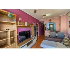 LUMINISO APARTAMENTO VACACIONAL EN CALA REONA, VISTAS A MAR Y MONTAÑA
