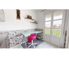 CASA ADOSADA  3 DORMITORIOS, 3 BAÑOS, AMPLIA TERRAZA, GARAJE y PISCINA EN VILLAFRANCA ( CORDOBA )
