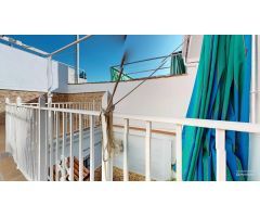 CASA CON DOS PLANTAS Y  GARAJE EN ZONA  ZUMBACON ( CORDOBA )