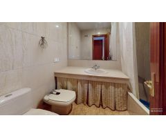 CASA CON DOS PLANTAS Y  GARAJE EN ZONA  ZUMBACON ( CORDOBA )