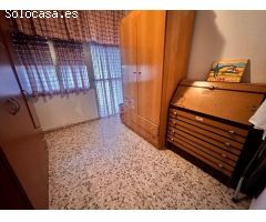 PISO 4 DORMITORIOS,  2 BAÑOS, TERRAZA Y ASCENSOR EN ZONA FIDIANA ( CORDOBA )