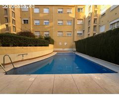 EXCELENTE PISO BAJO  V.P.O. CON PISCINA Y COCHERA CERCANO AL VIAL NORTE ( CORDOBA )