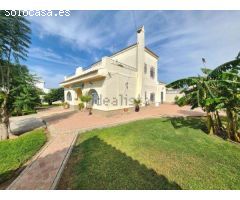 CHALET URBANO ZONA CAMPITO !!!!!