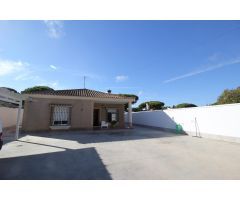 CHALET CON PISCINA ZONA RANA VERDE  NO HIPOTECABLE