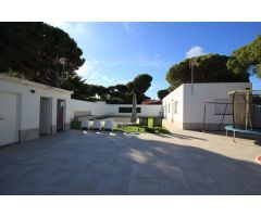 CHALET CON PISCINA ZONA RANA VERDE  NO HIPOTECABLE
