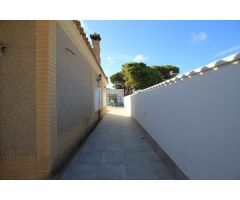 CHALET CON PISCINA ZONA RANA VERDE  NO HIPOTECABLE