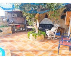 Se vende gran finca rústica segregada con varios apartamentos independientes. PINAR FRANCESES