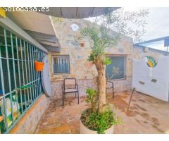 Se vende gran finca rústica segregada con varios apartamentos independientes. PINAR FRANCESES