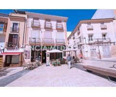 Edificio en centro urbano Denia