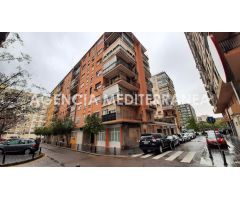 Apartamento en Venta en Valencia de las Torres, Valencia