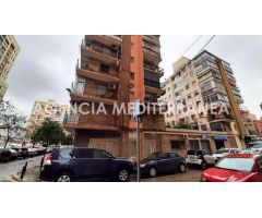 Apartamento en Venta en Valencia de las Torres, Valencia