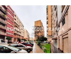 Apartamento en Venta en Valencia de las Torres, Valencia